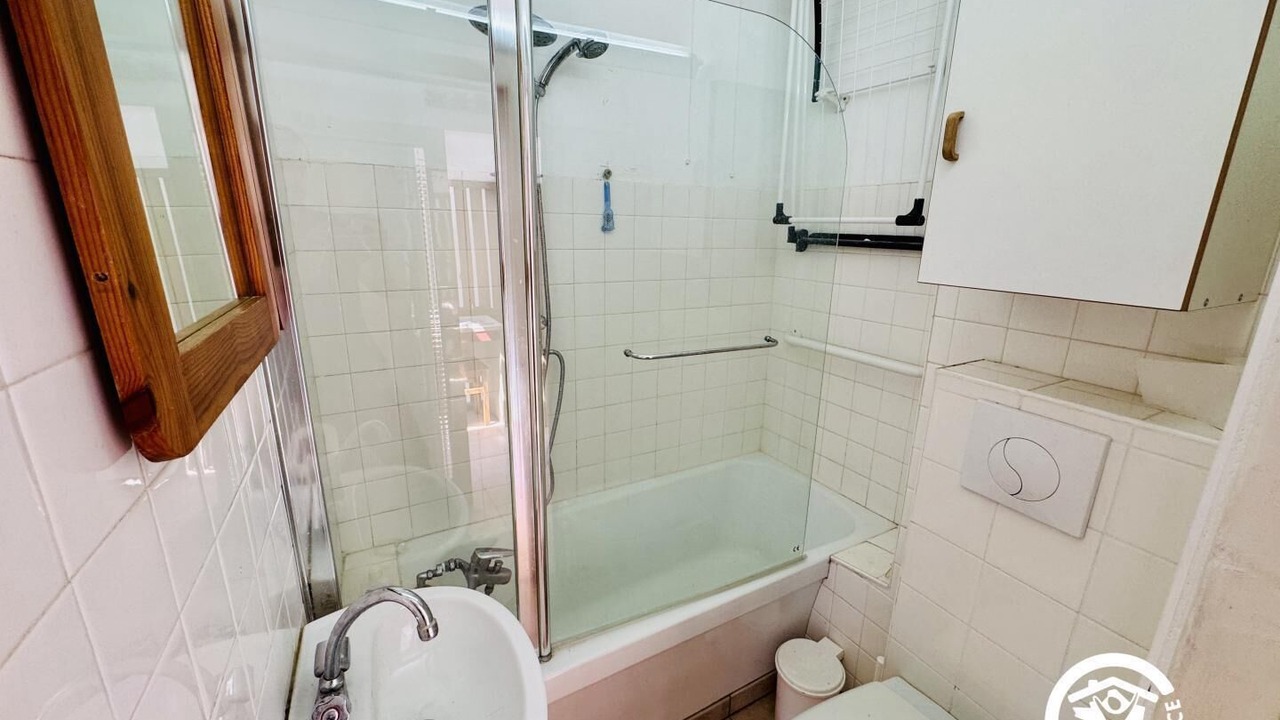 Photo of Bathroom in Bages