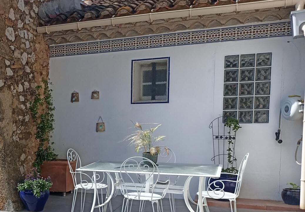 Photo of Outdoor in Montseret