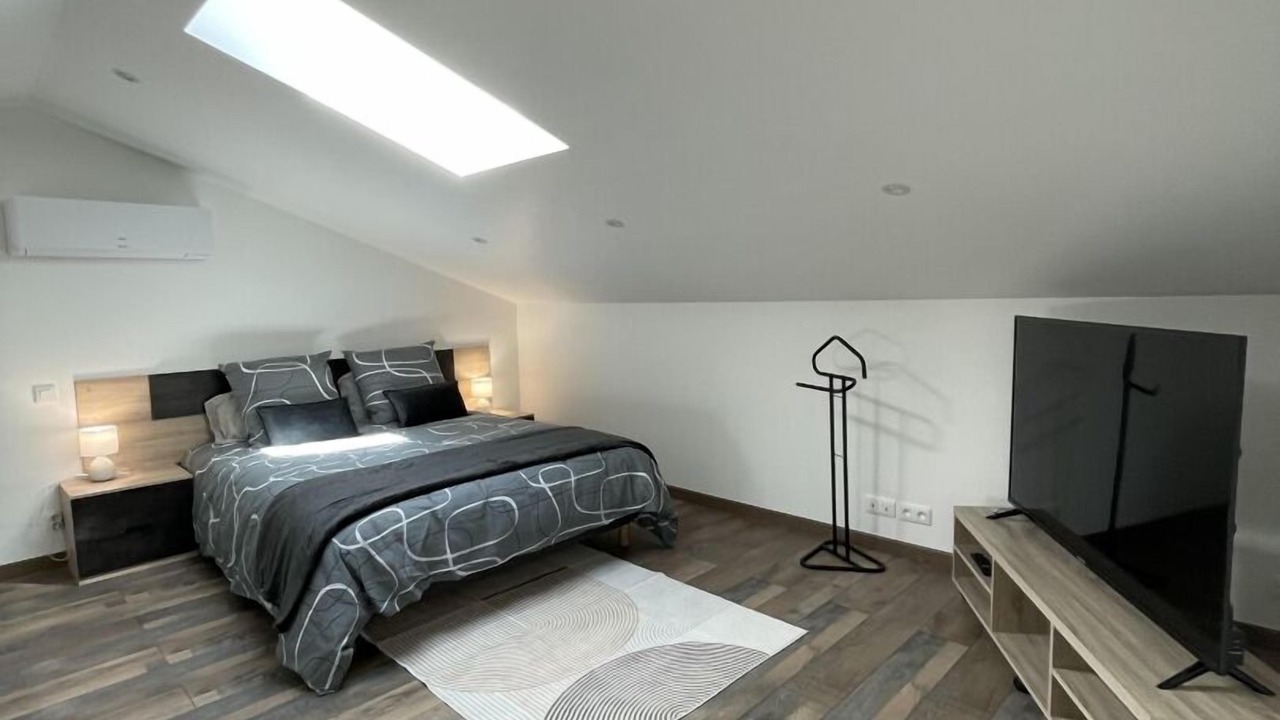 Photo of Bedroom in Lezignan-Corbieres