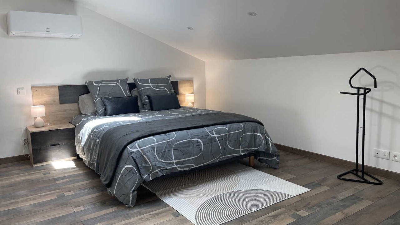 Photo of Bedroom in Lezignan-Corbieres