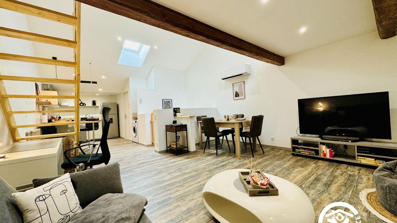 Photo of Livingroom in Lezignan-Corbieres