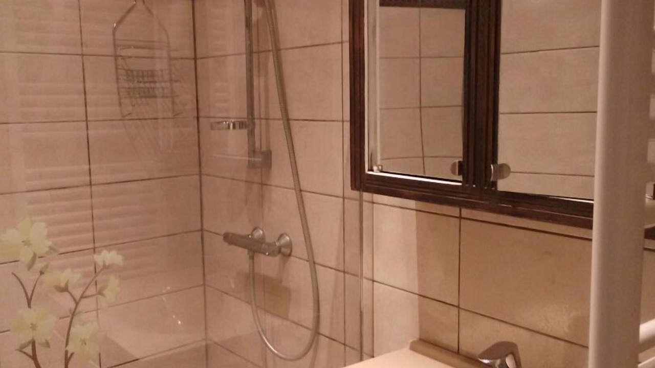 Photo of Bathroom in Salles-d'Aude