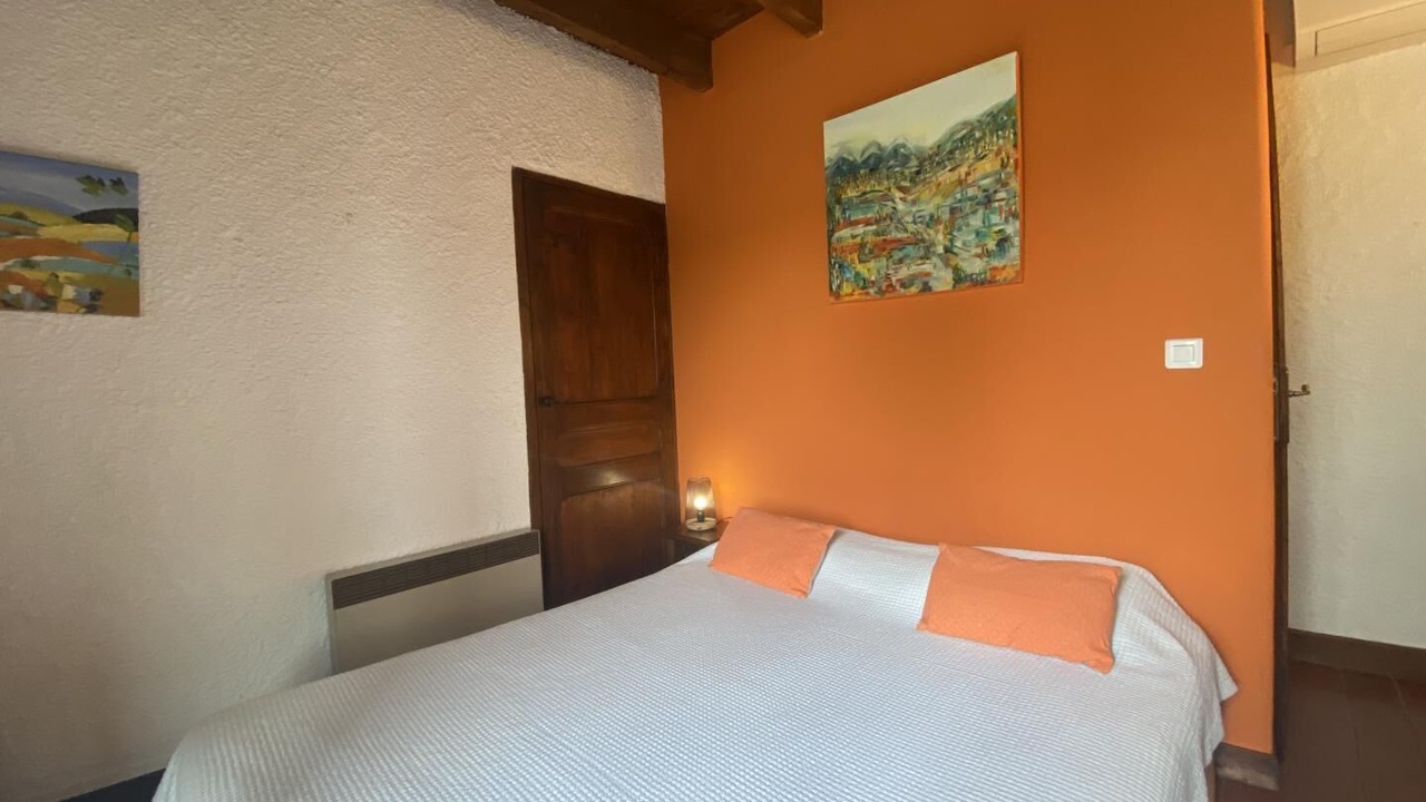 Photo of Bedroom in Alenya