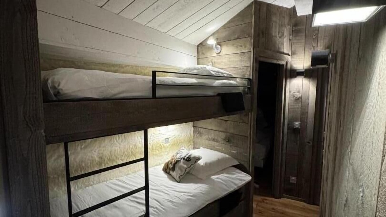 Photo of Bedroom in Llo