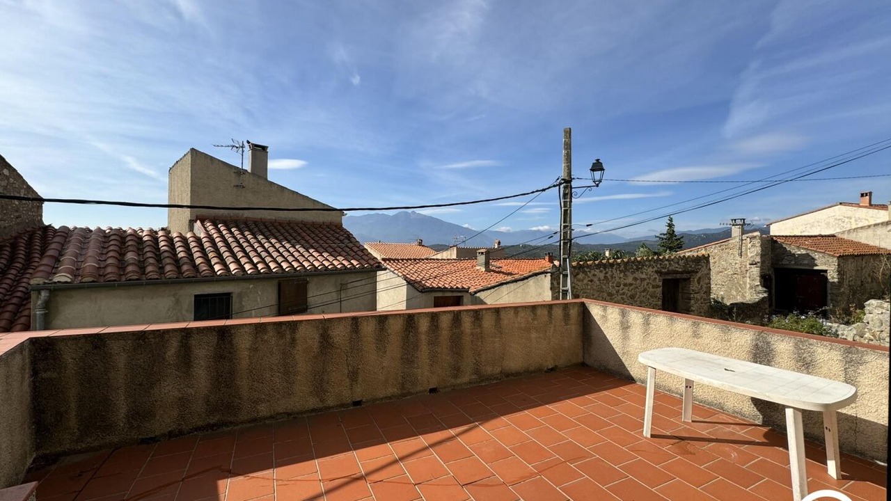 Photo of Outdoor in Montalba-le-Chateau