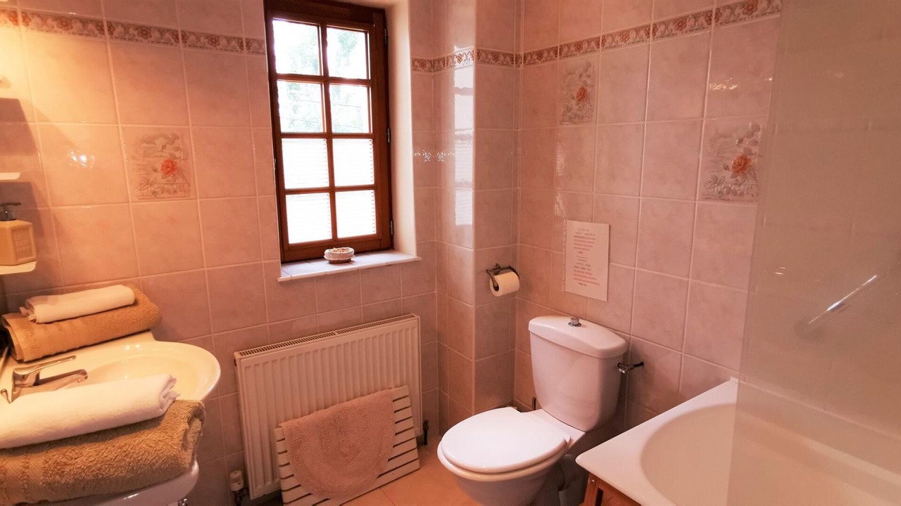 Photo of Bathroom in Millas