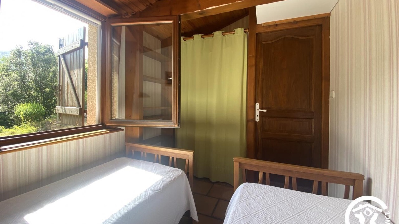Photo of Bedroom in Reynes