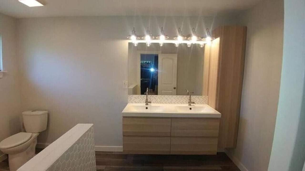 Photo of Bathroom in Manchaca