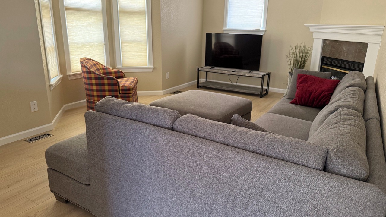 Photo of Livingroom in Whittier