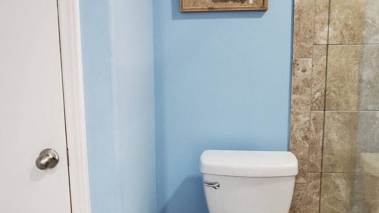 Photo of Bathroom in Elmo