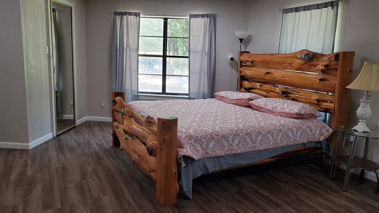 Photo of Bedroom in Elmo