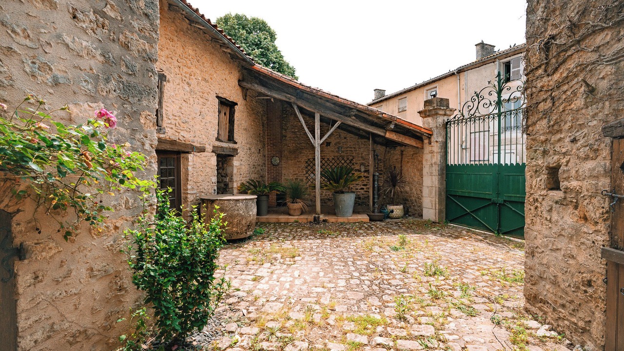 Photo of Outdoor in Vivonne