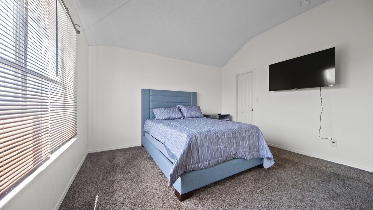 Photo of Bedroom in Biggs Field