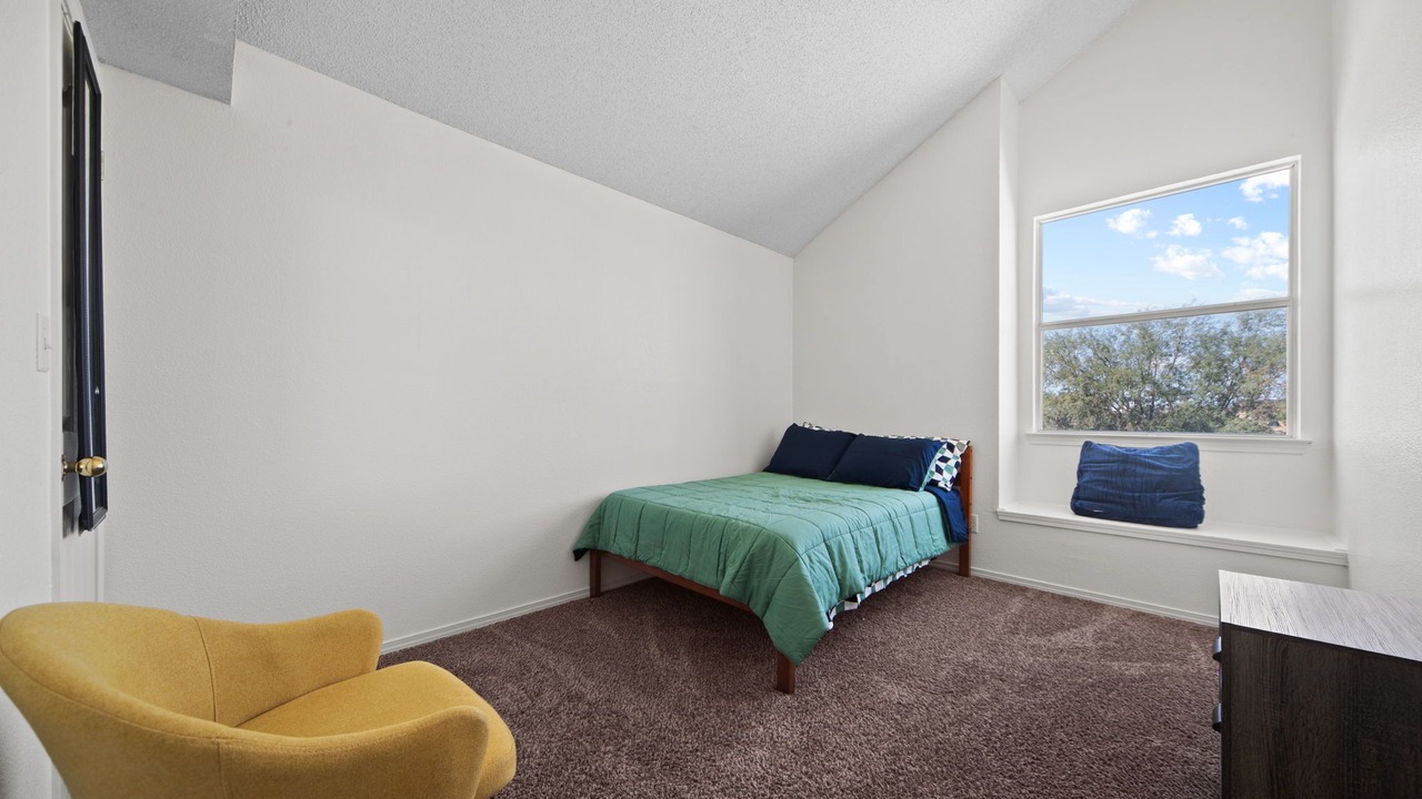 Photo of Bedroom in Biggs Field