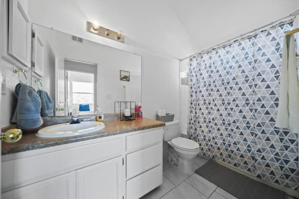 Photo of Bathroom in Biggs Field