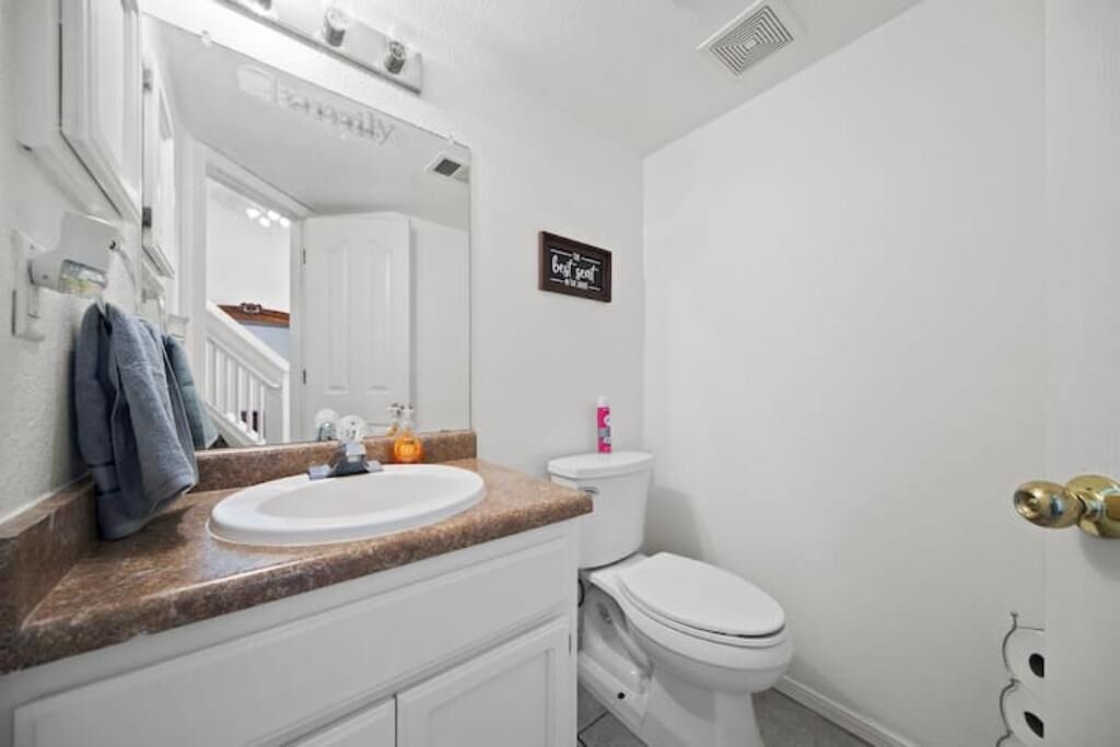 Photo of Bathroom in Biggs Field