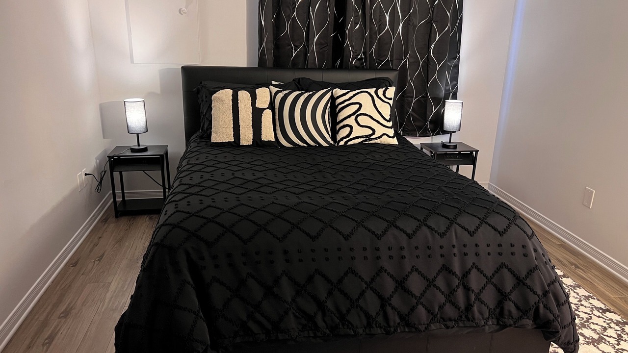 Photo of Bedroom in Plateau
