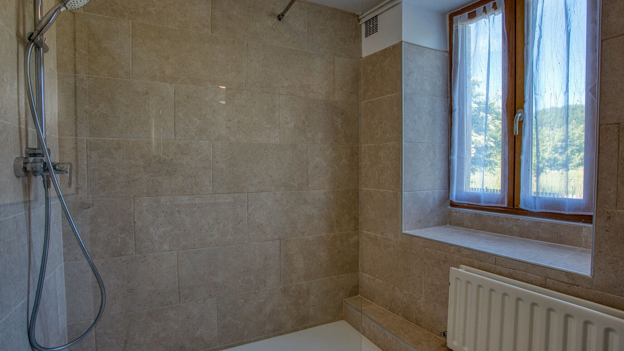 Photo of Bathroom in Jayac