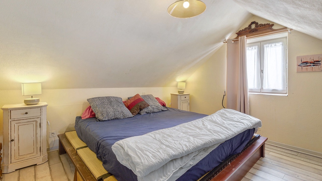 Photo of Bedroom in Jayac