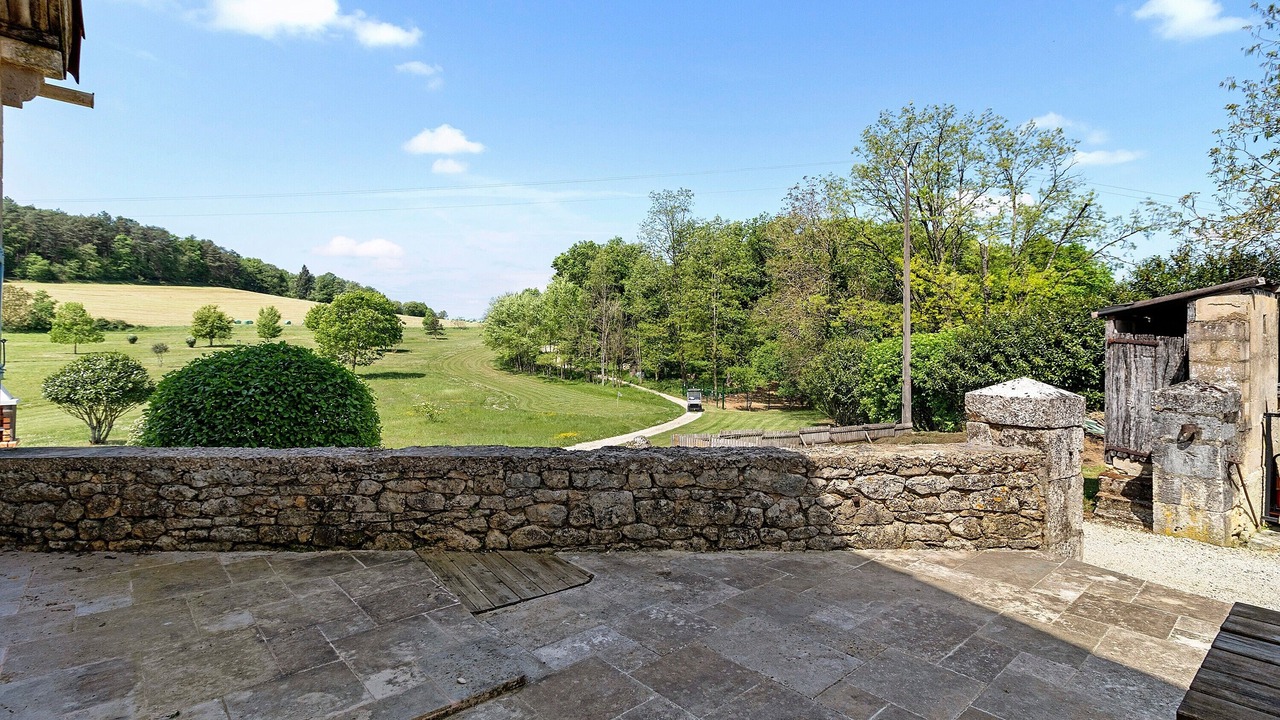 Photo of Outdoor in Jayac