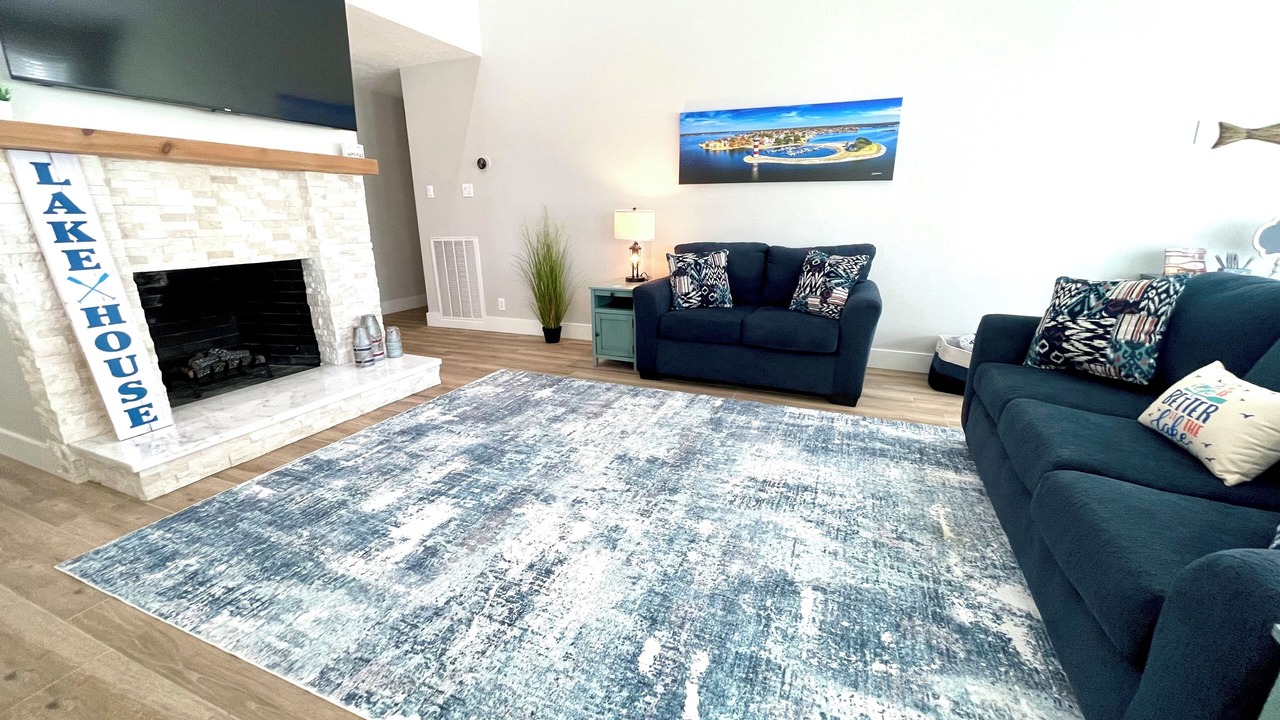 Photo of Livingroom in Walden on Lake Conroe