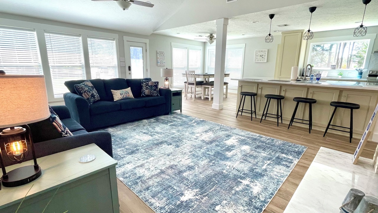 Photo of Livingroom in Walden on Lake Conroe