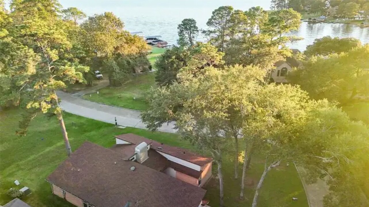 Photo of Outdoor in Walden on Lake Conroe