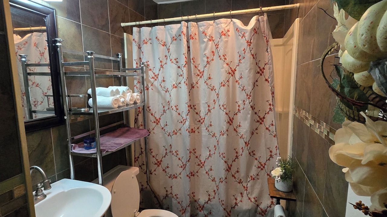 Photo of Bathroom in Oak Ridge