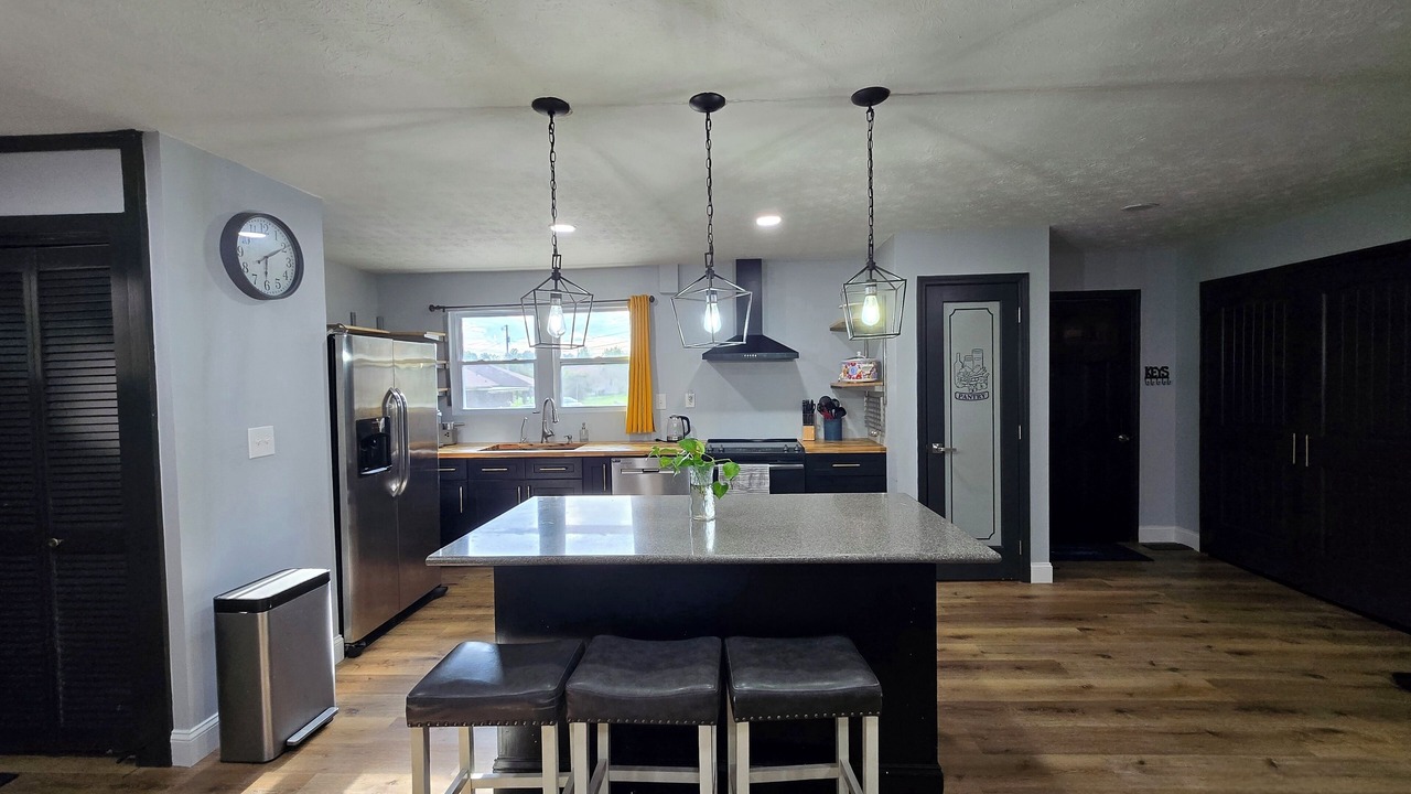 Photo of Kitchen in Oak Ridge