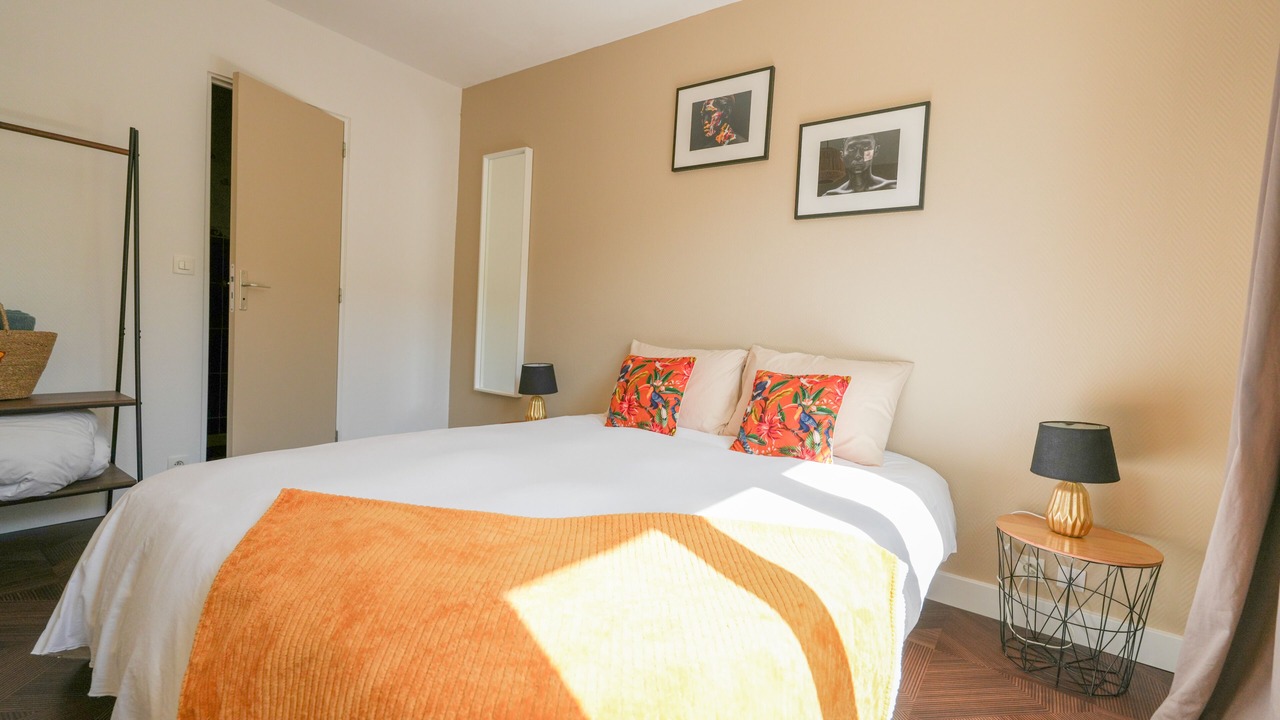 Photo of Bedroom in Airan