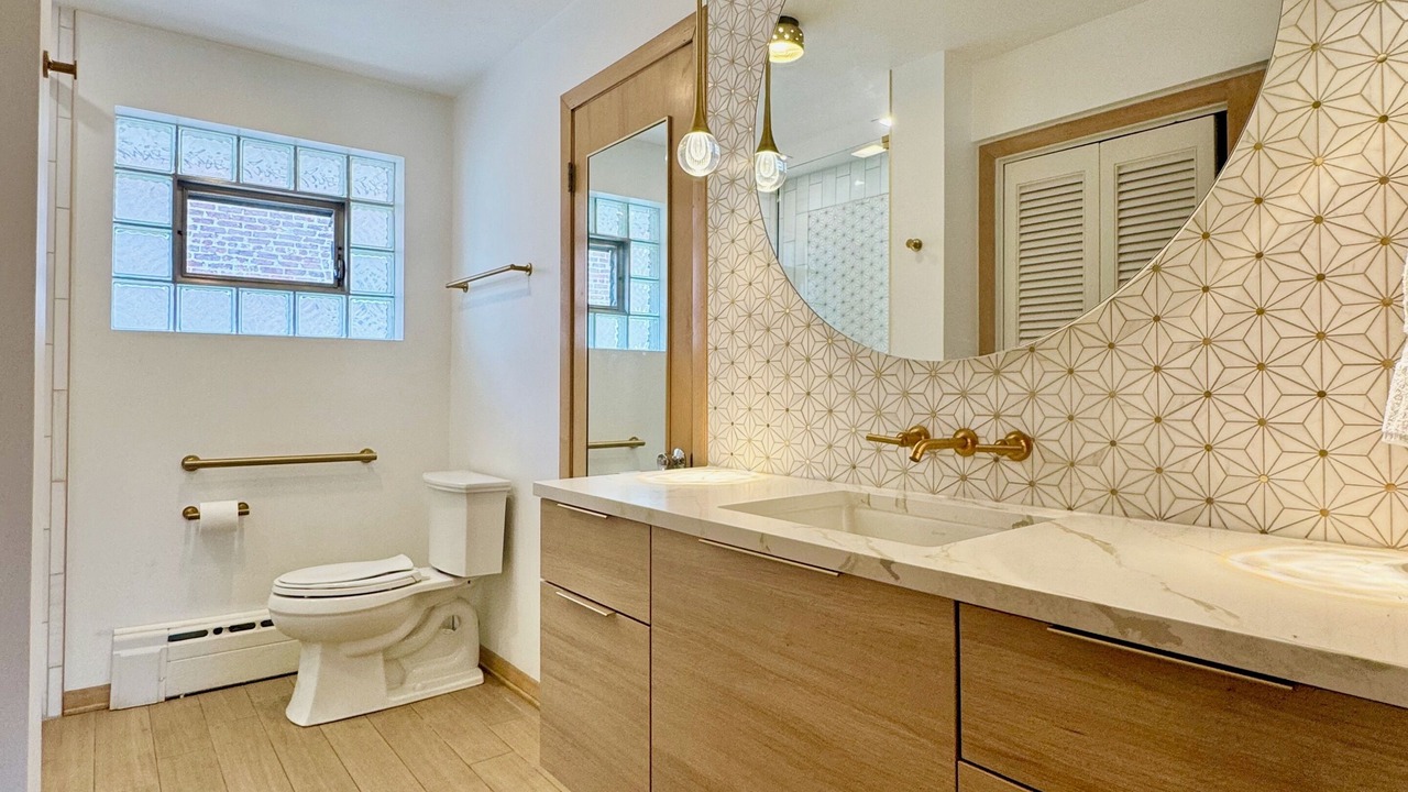 Photo of Bathroom in Lower West Side