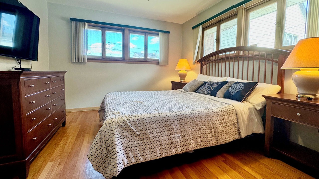 Photo of Bedroom in Lower West Side