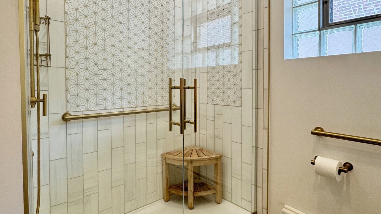 Photo of Bathroom in Lower West Side