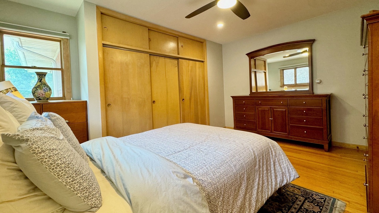 Photo of Bedroom in Lower West Side