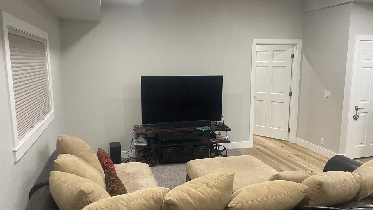 Photo of Livingroom in Pinebrook