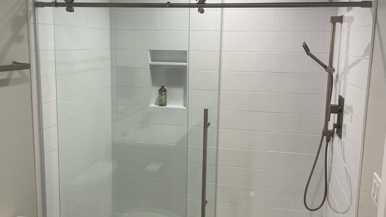 Photo of Bathroom in Pinebrook