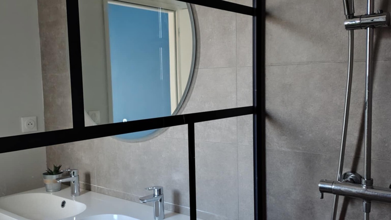 Photo of Bathroom in Piolenc