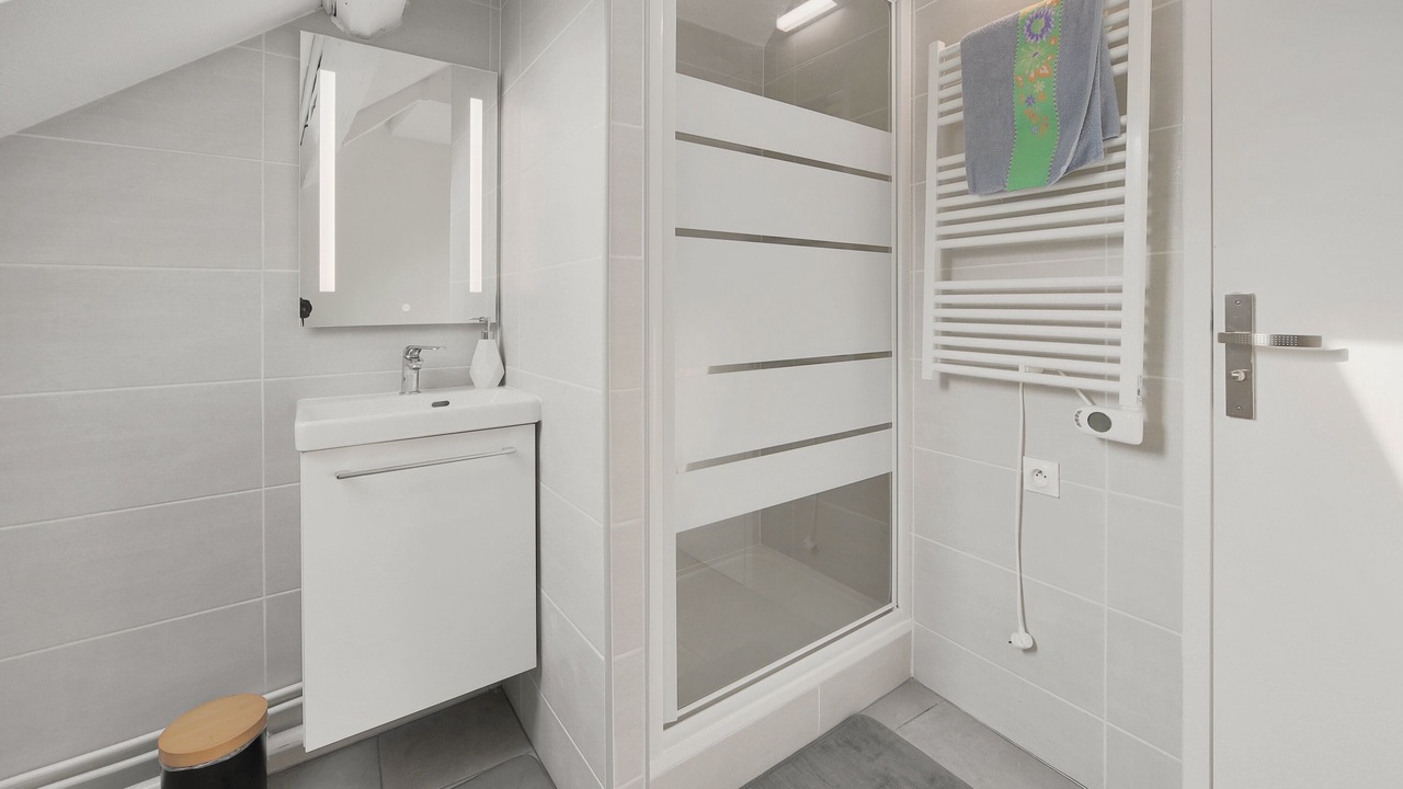 Photo of Bathroom in Caudry