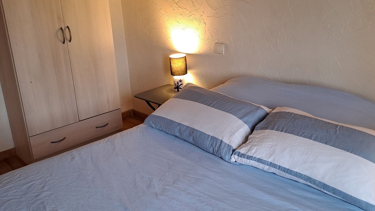 Photo of Bedroom in Graulhet