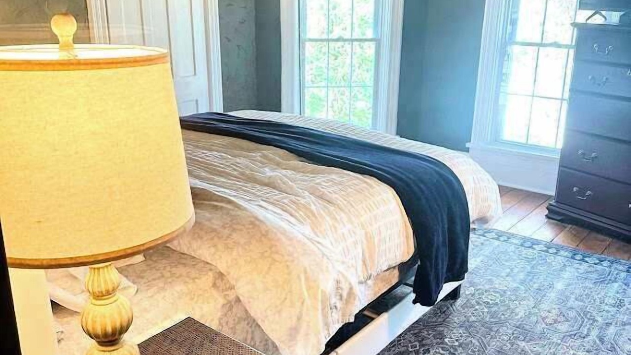 Photo of Bedroom in Oswego