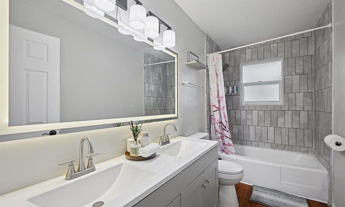 Photo of Bathroom in Leavenworth