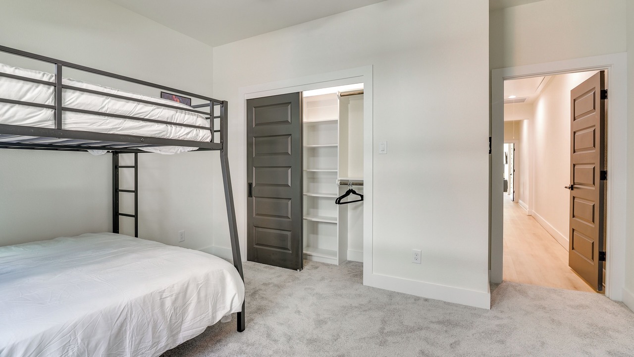 Photo of Bedroom in East Downtown Houston