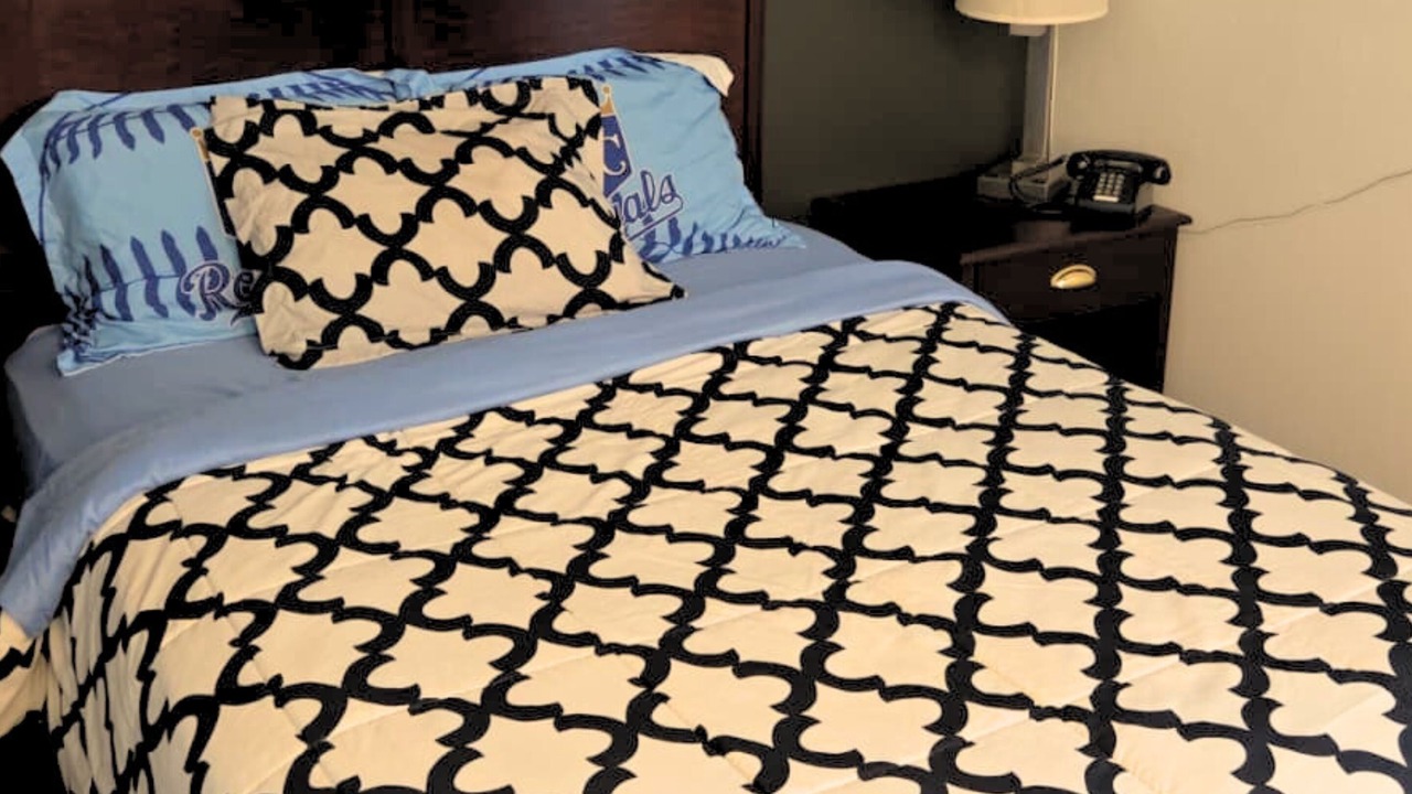 Photo of Bedroom in Hutchinson