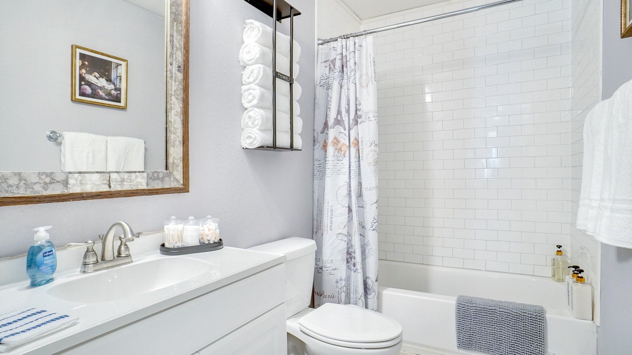 Photo of Bathroom in Westworth Village