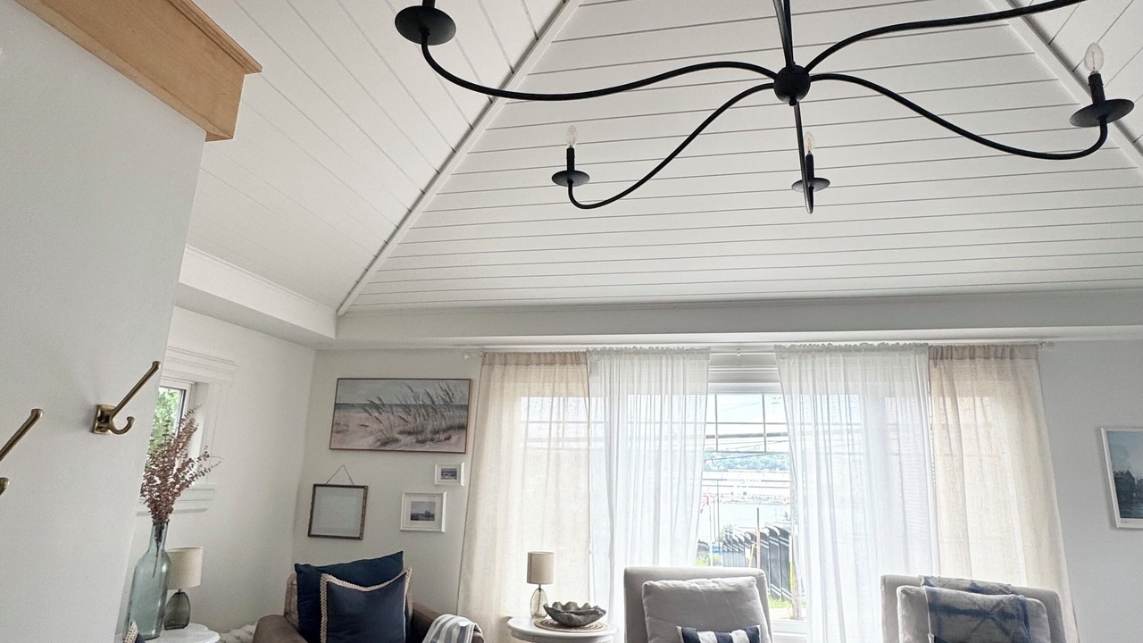 Photo of Livingroom in Harbourview