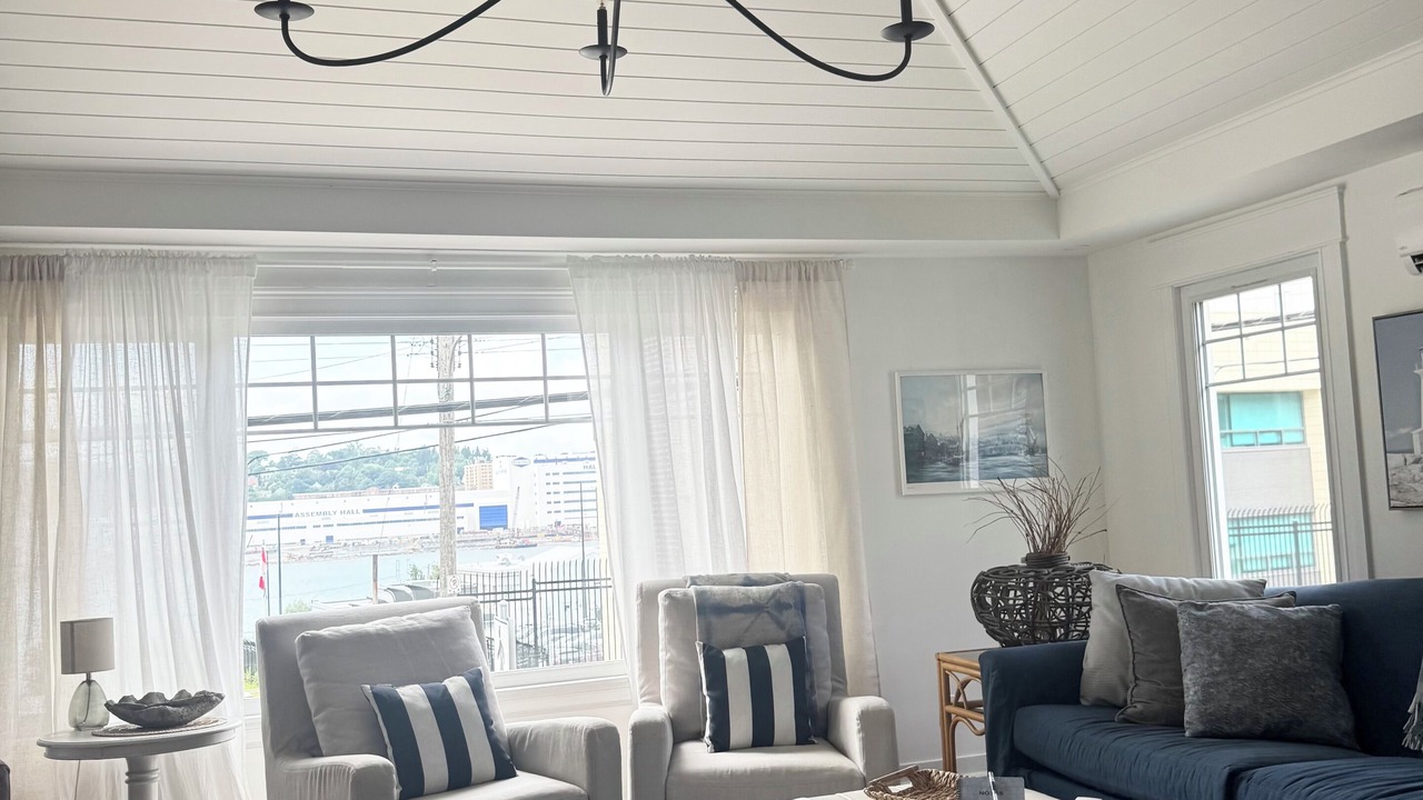 Photo of Livingroom in Harbourview