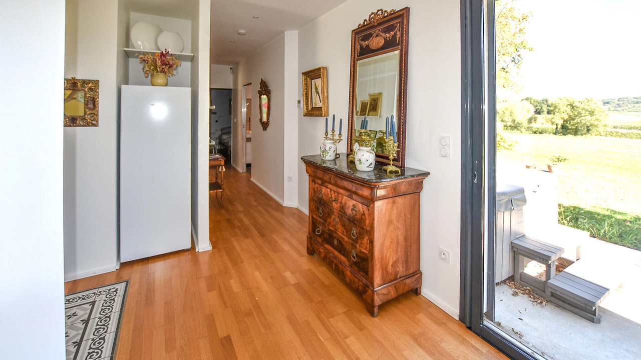 Photo of Others in Allex