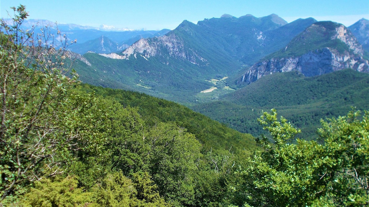 Photo of Others in Allex