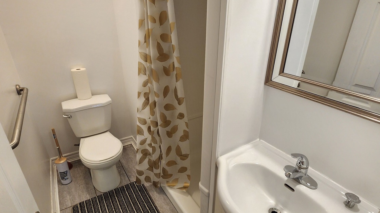Photo of Bathroom in Shelburne