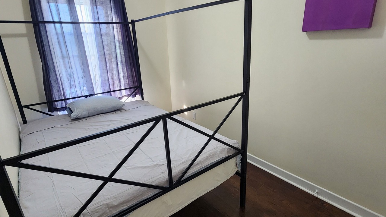 Photo of Bedroom in Shelburne